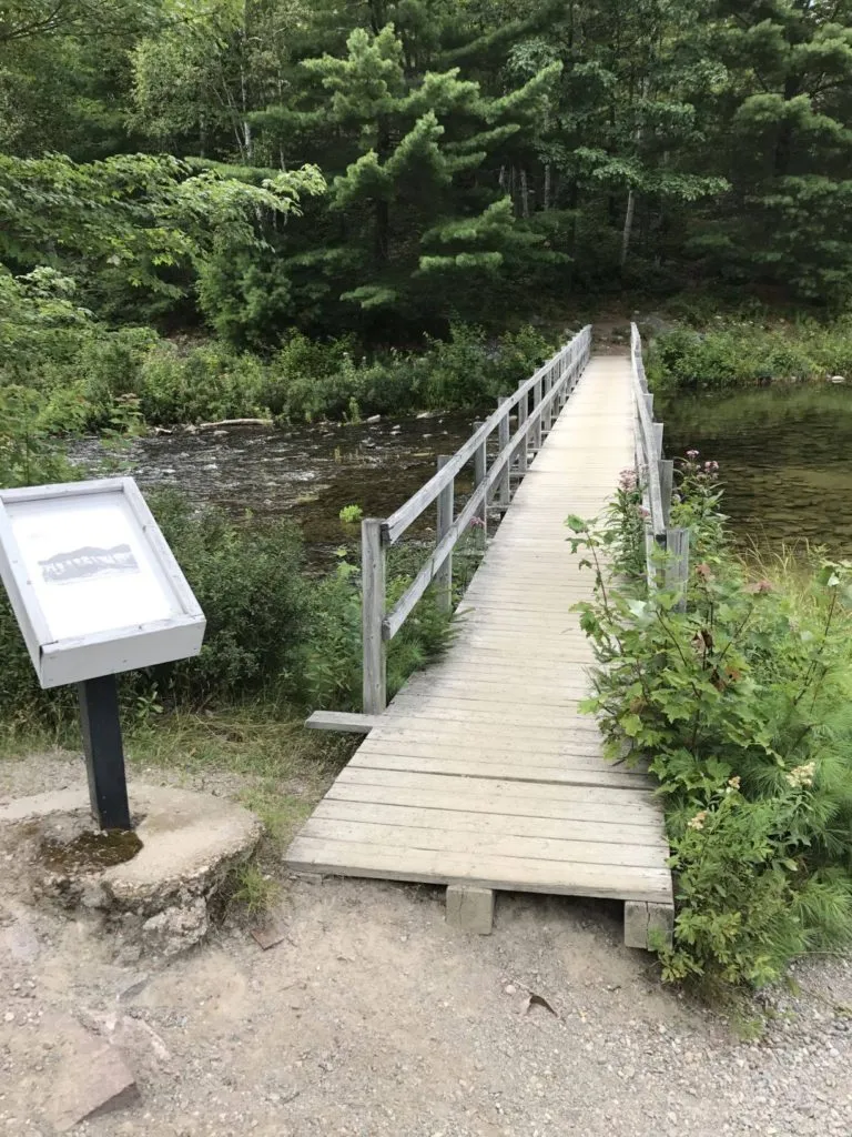 bridge at the trailhead of La Cloche Silhouette Trail