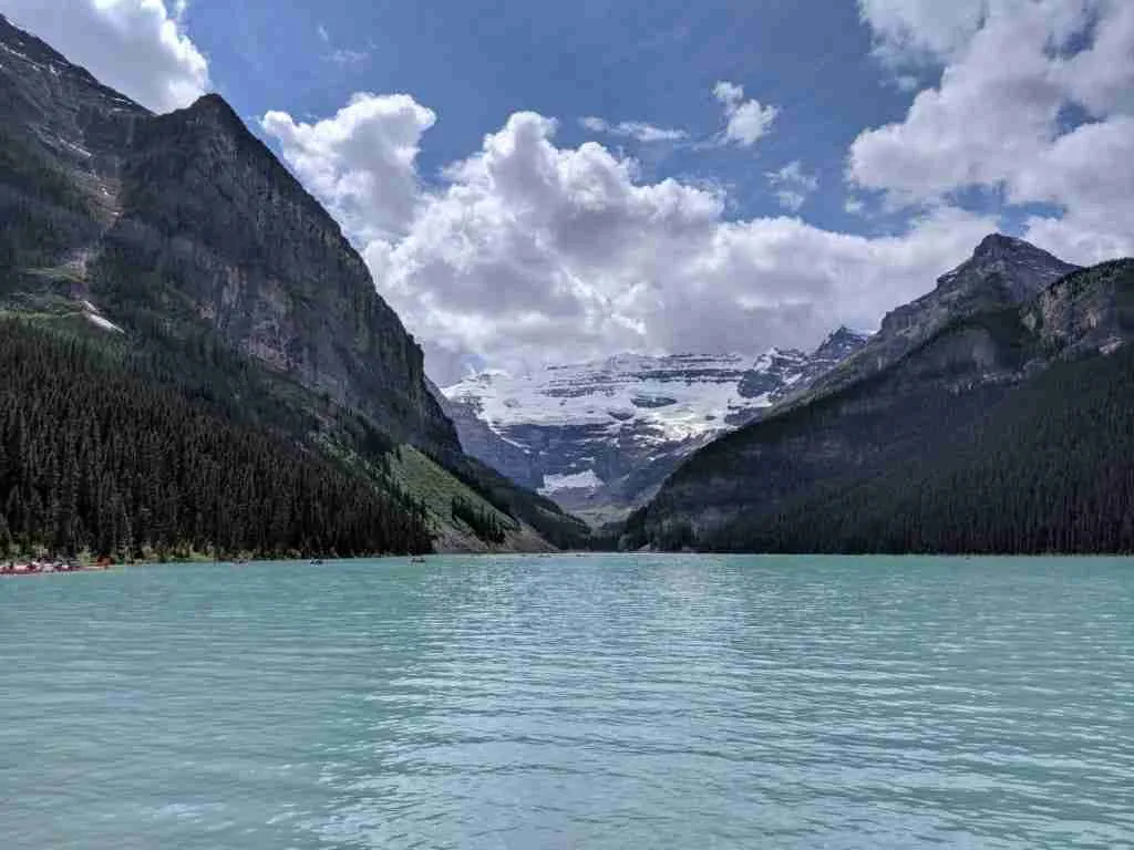 Lake Louise Lakefront Trail to enjoy as a family