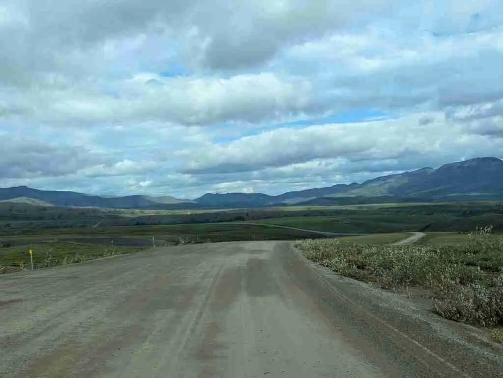 dirt road of the Dempster Highway above the Arctic Circle