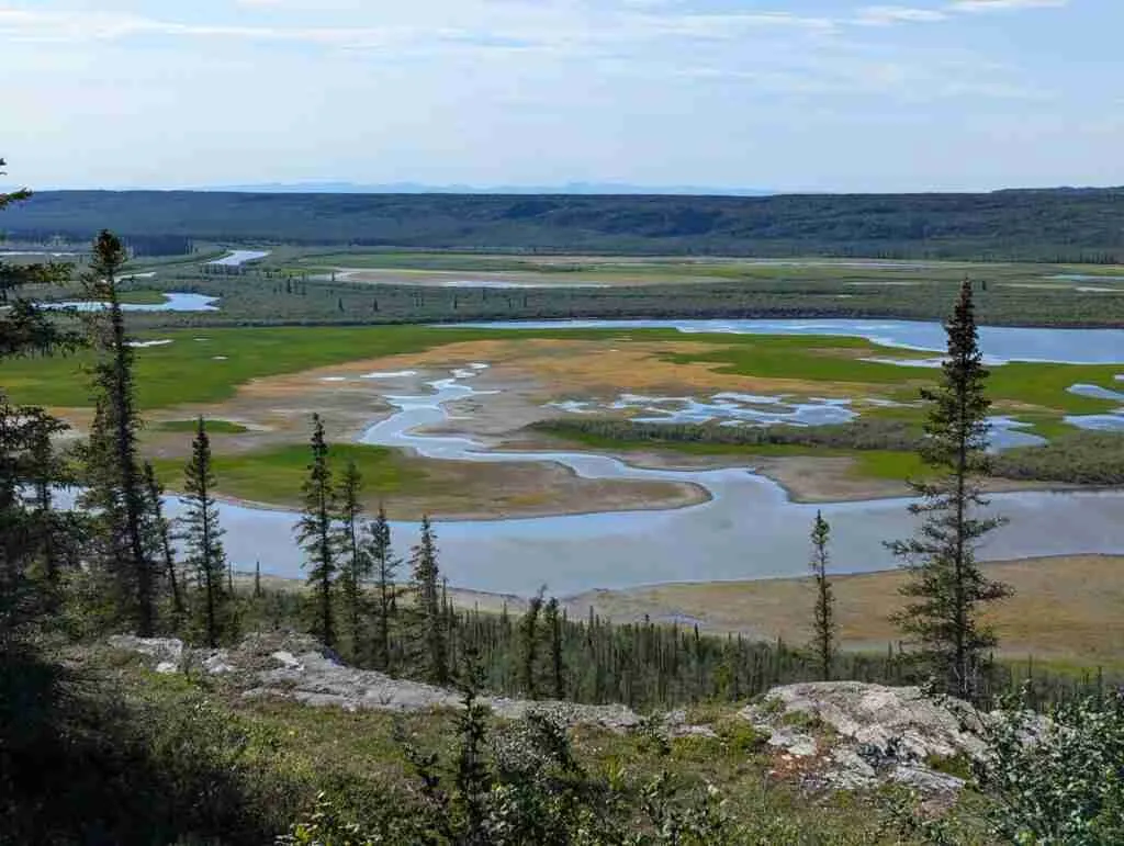 Tithegeh Chii Vitaii Lookout over marshed and lakes in the Northwest territories
