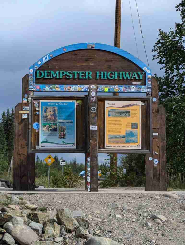 The Dempster Highway sign at kilometre 0 on the road to Tuktoyaktuk