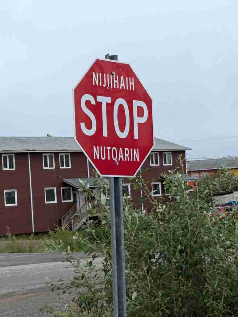 stop sign translate in inuit languages