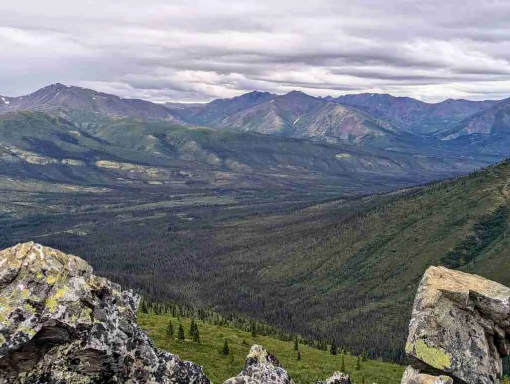 View point of the mountain when backpacking the Grizzly Lake Trail