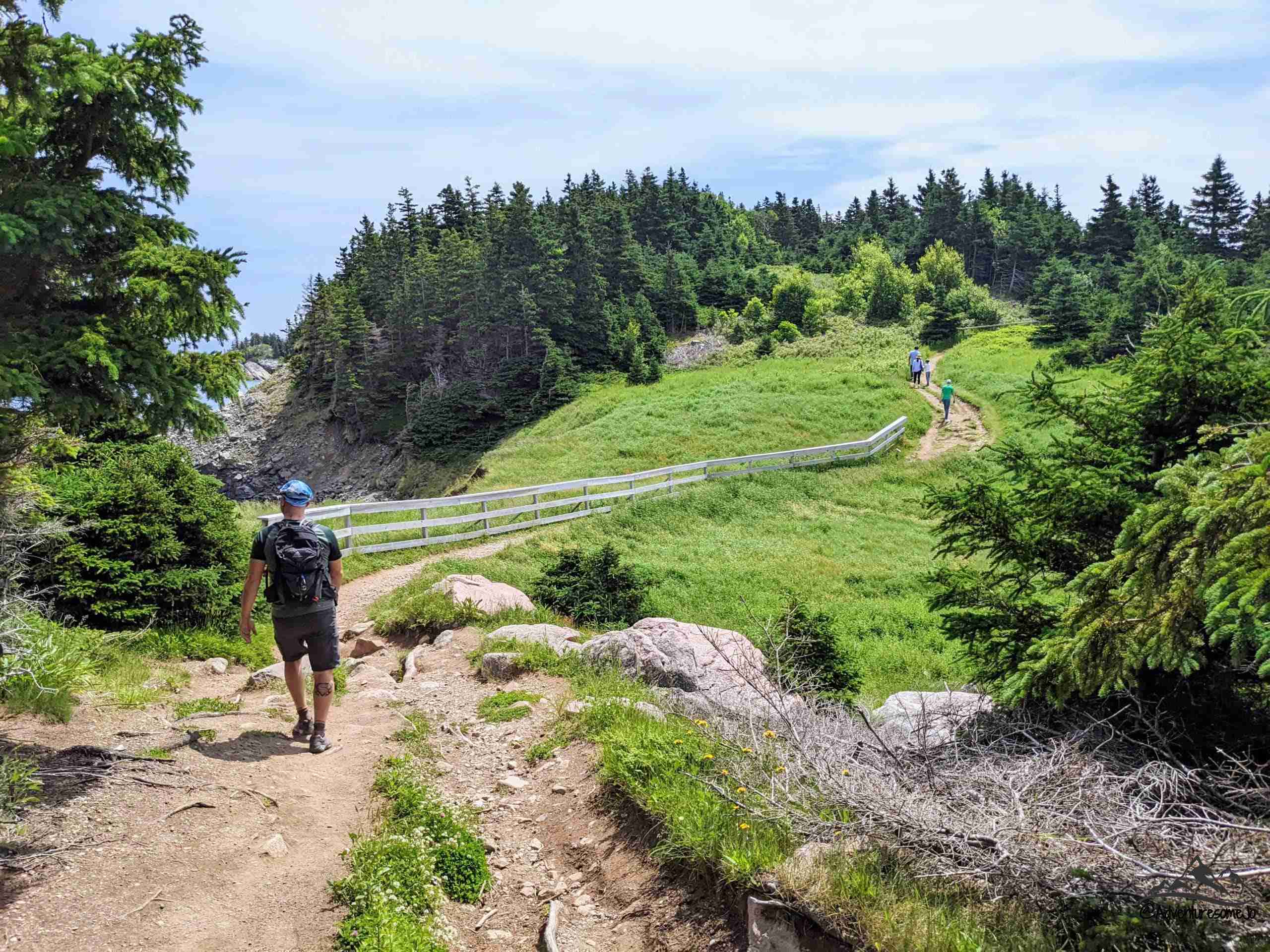 Trail Etiquette: 9 Essential Rules For A Respectful And Safe Hike
